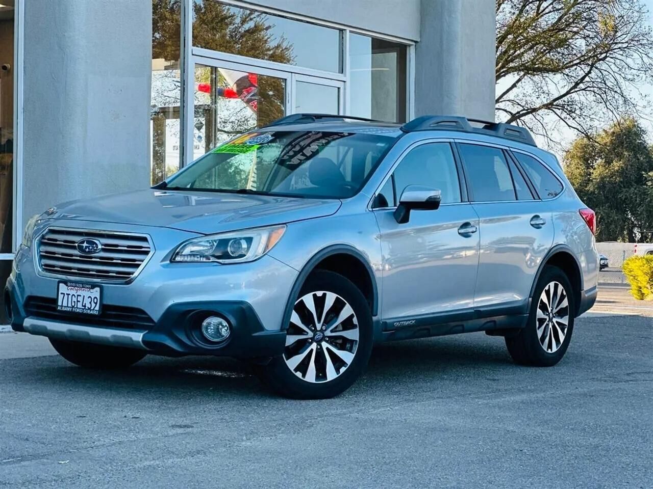 2016 SUBARU Outback