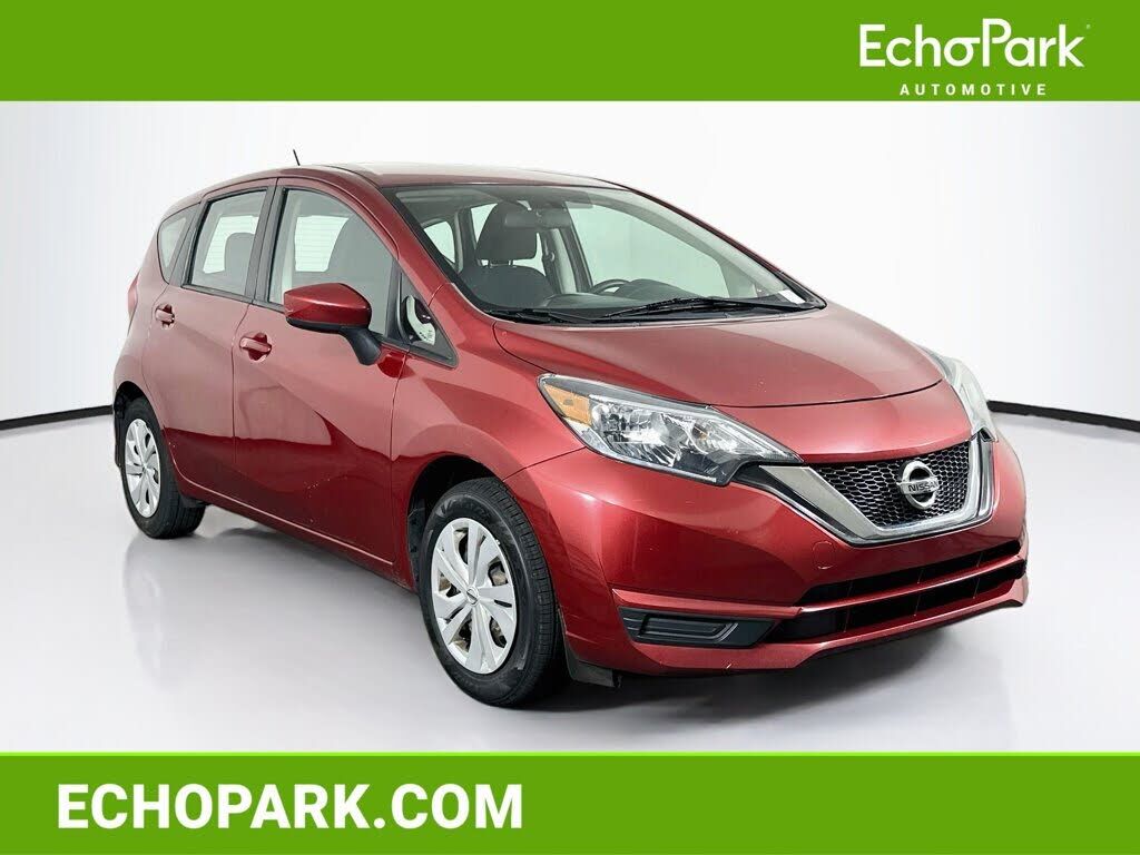 2017 NISSAN Versa