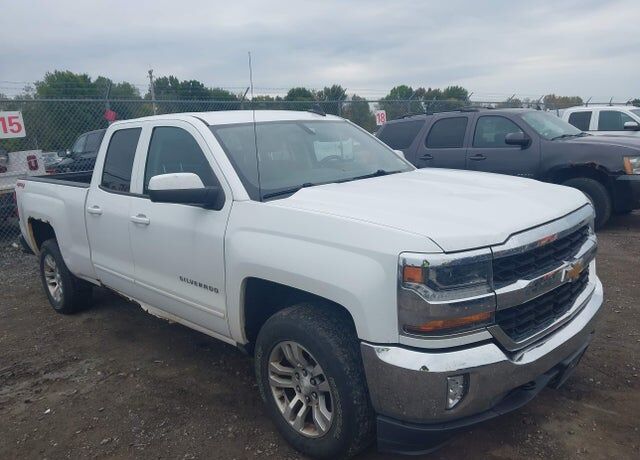 2017 CHEVROLET Silverado