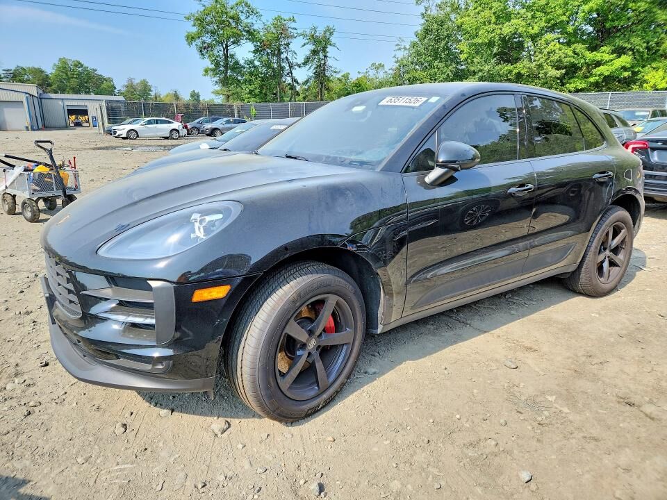 2020 PORSCHE Macan