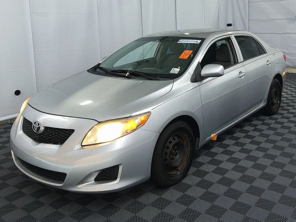 2010 TOYOTA Corolla