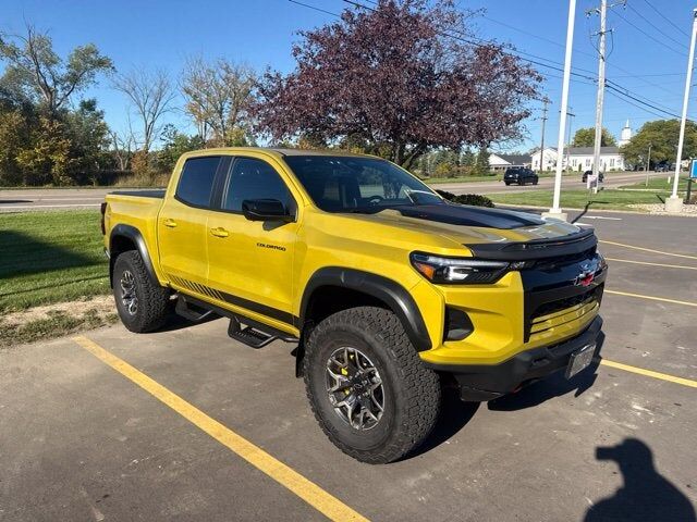 2023 CHEVROLET Colorado