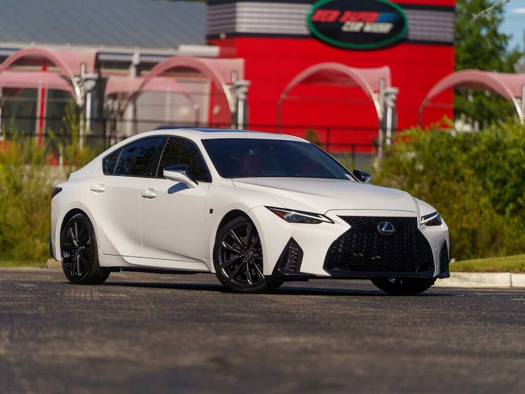 2025 LEXUS IS
