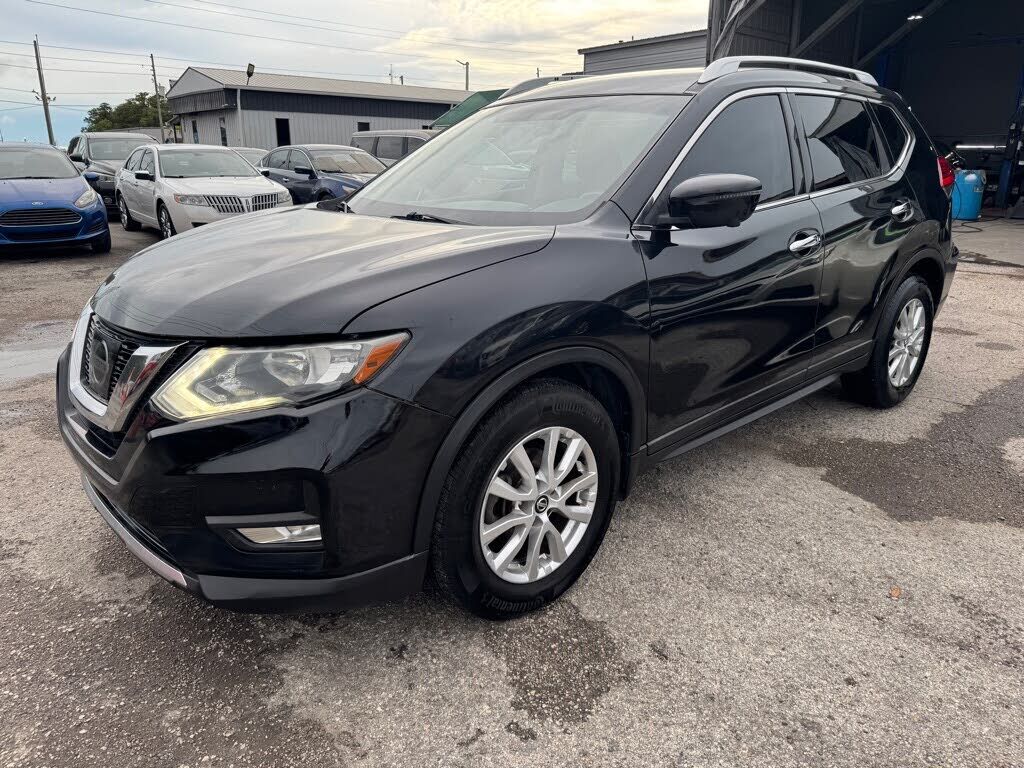 2017 NISSAN Rogue