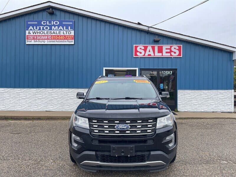 2017 FORD Explorer