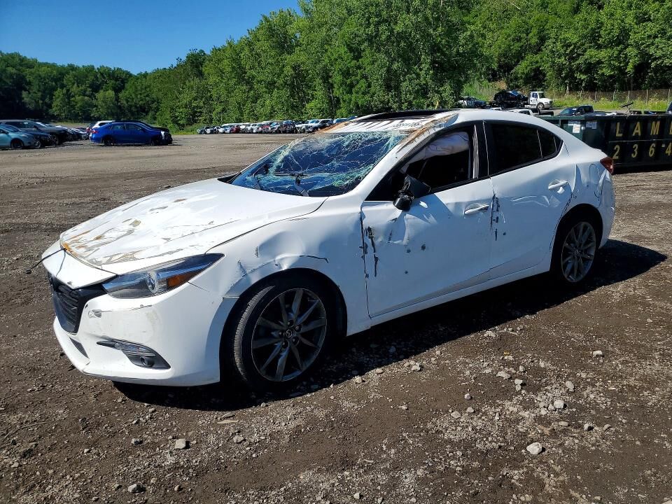 2018 MAZDA Mazda3