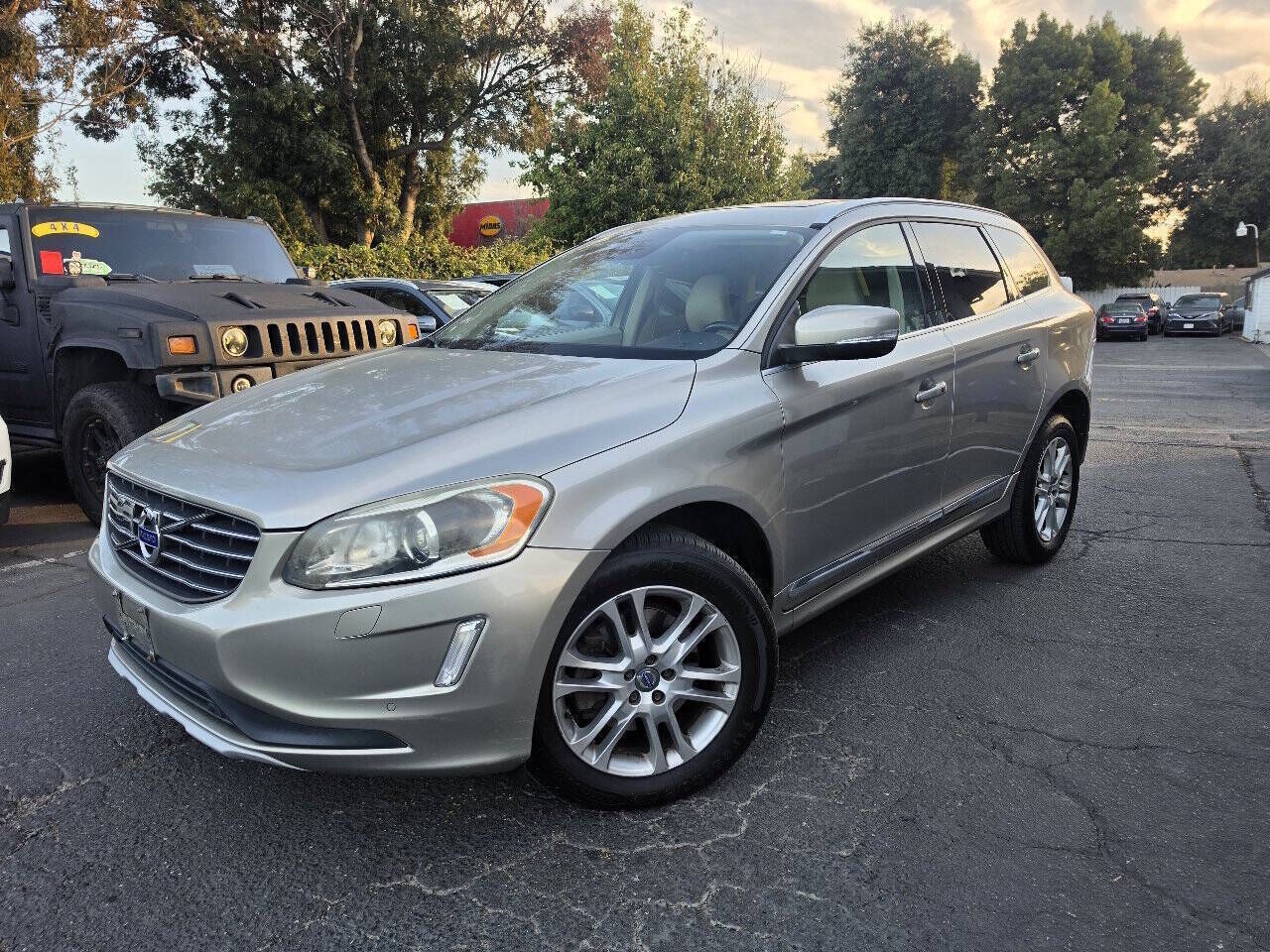 2016 VOLVO XC60