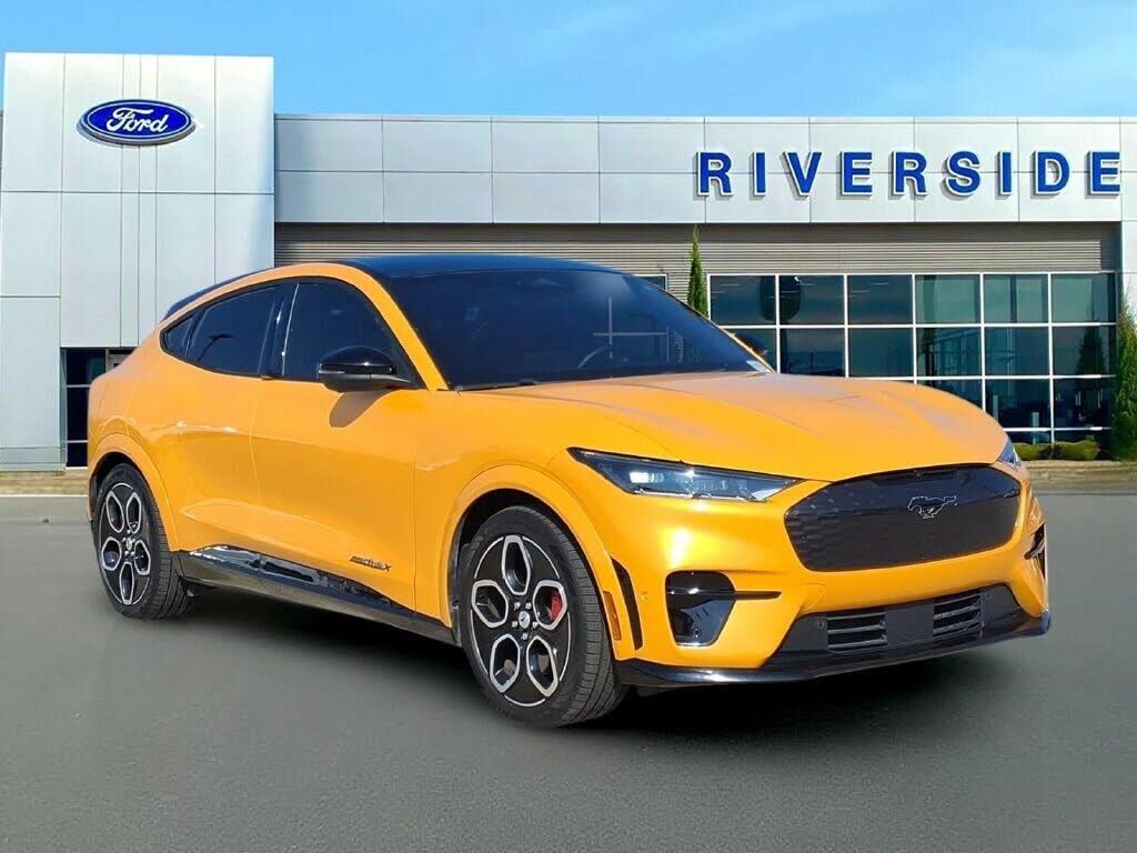 2021 FORD Mach-E