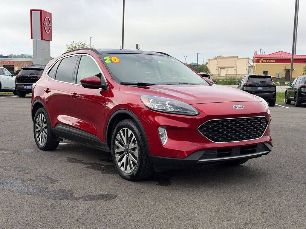 2020 FORD Escape