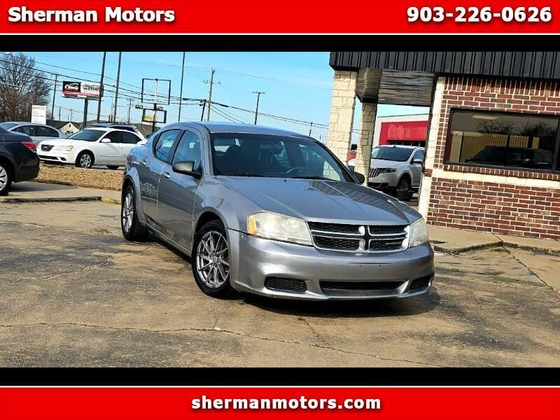 2013 DODGE Avenger