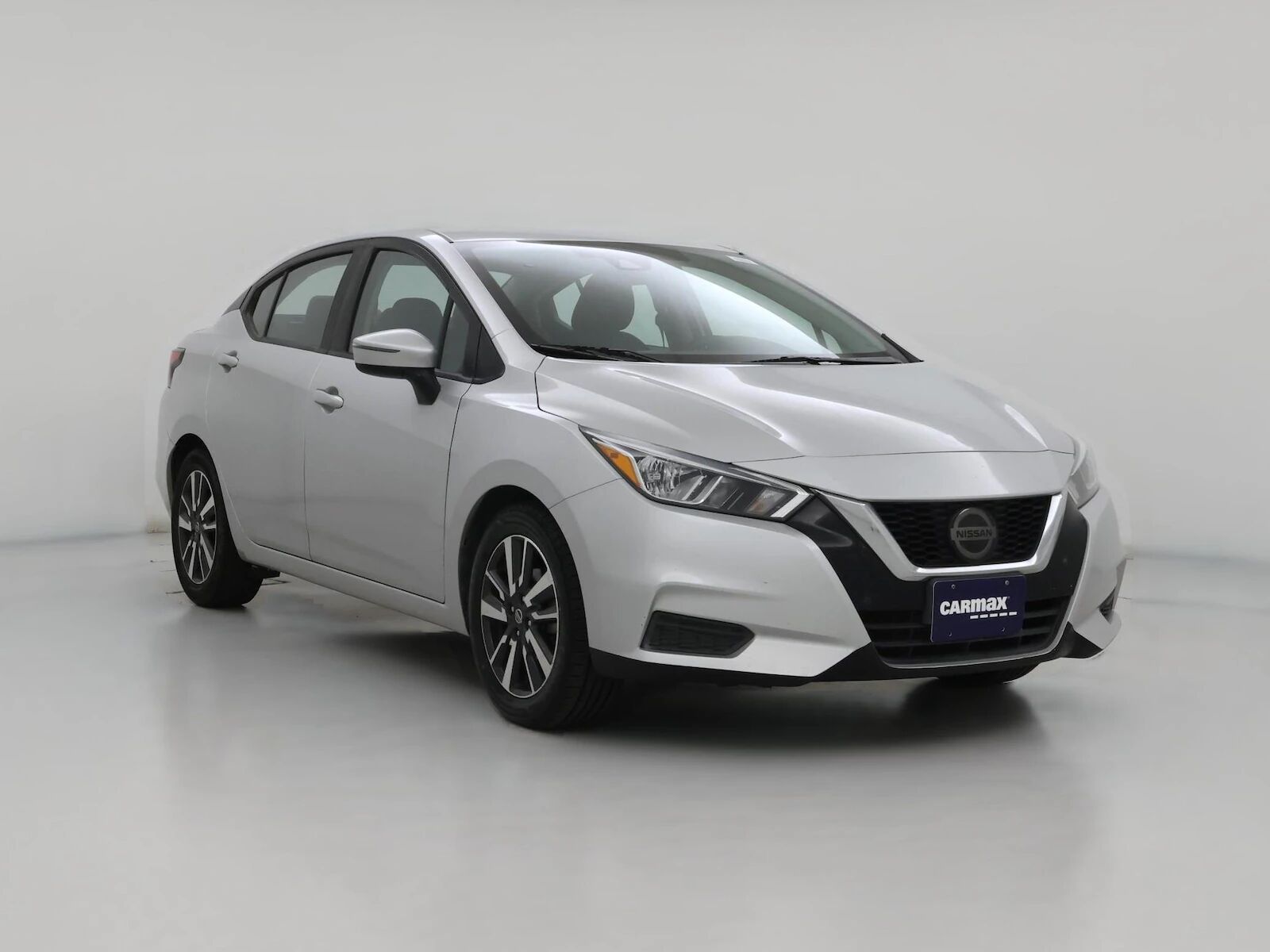 2021 NISSAN Versa