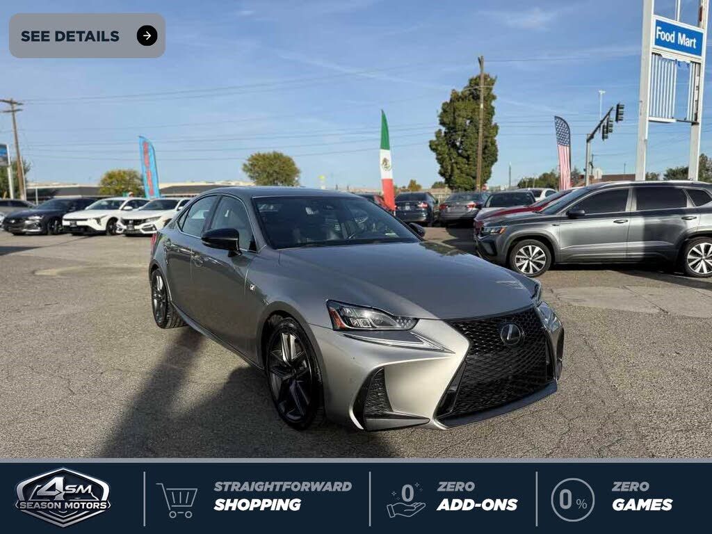 2019 LEXUS IS
