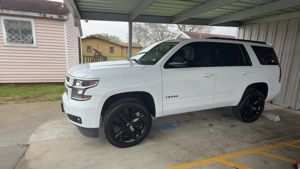 2020 CHEVROLET Tahoe
