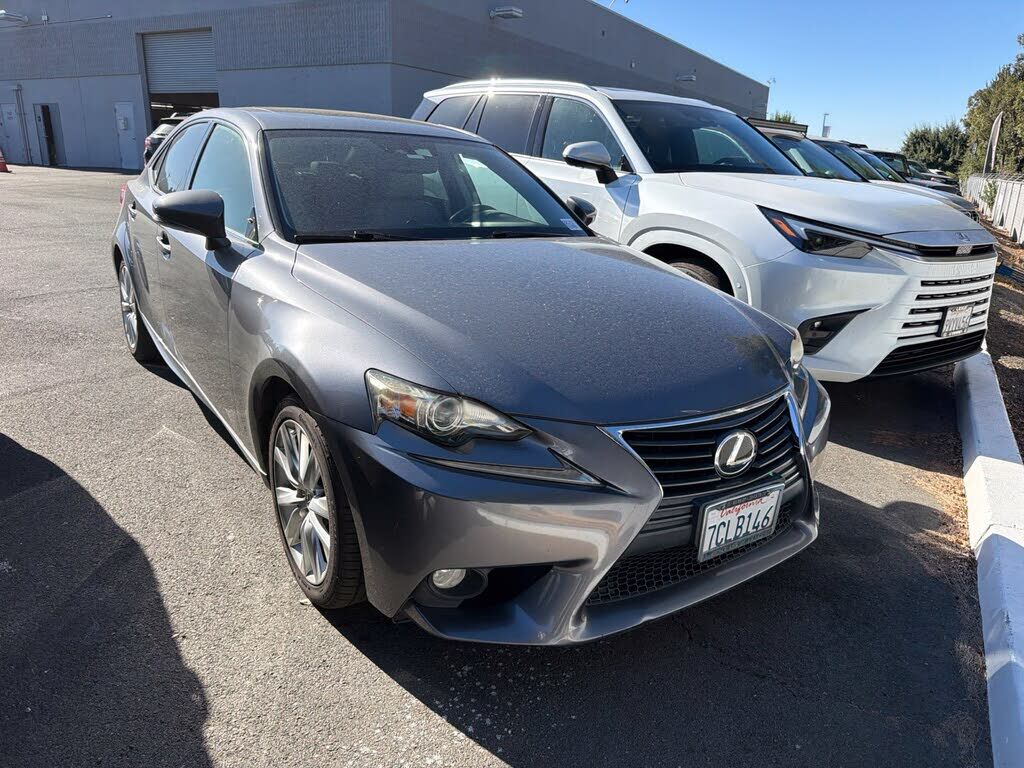 2014 LEXUS IS
