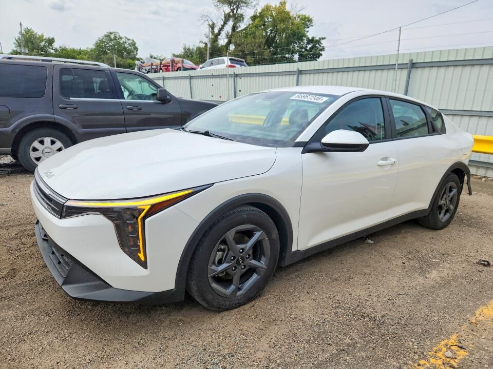 2025 KIA K4