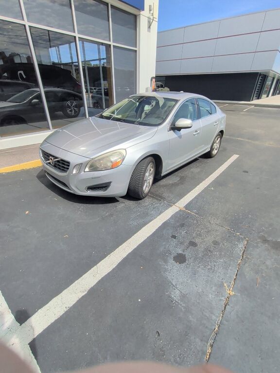 2012 VOLVO S60