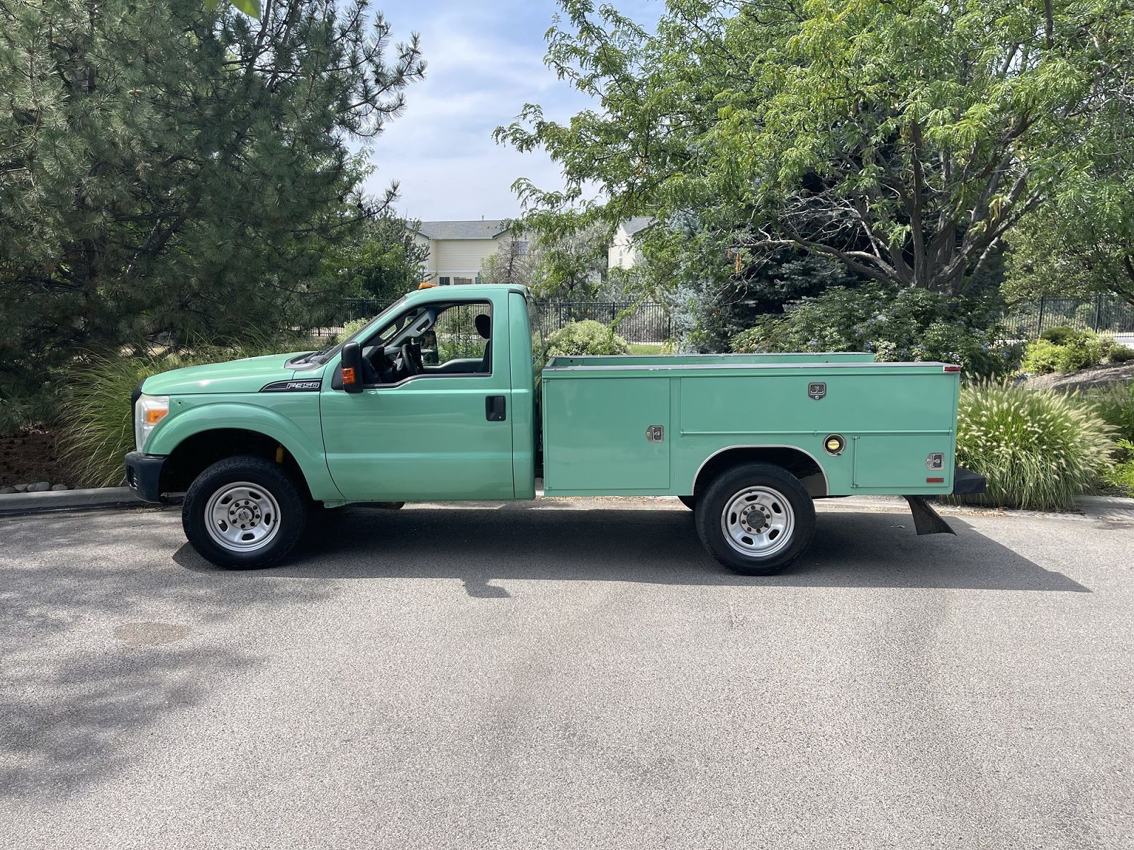 2011 FORD F-350