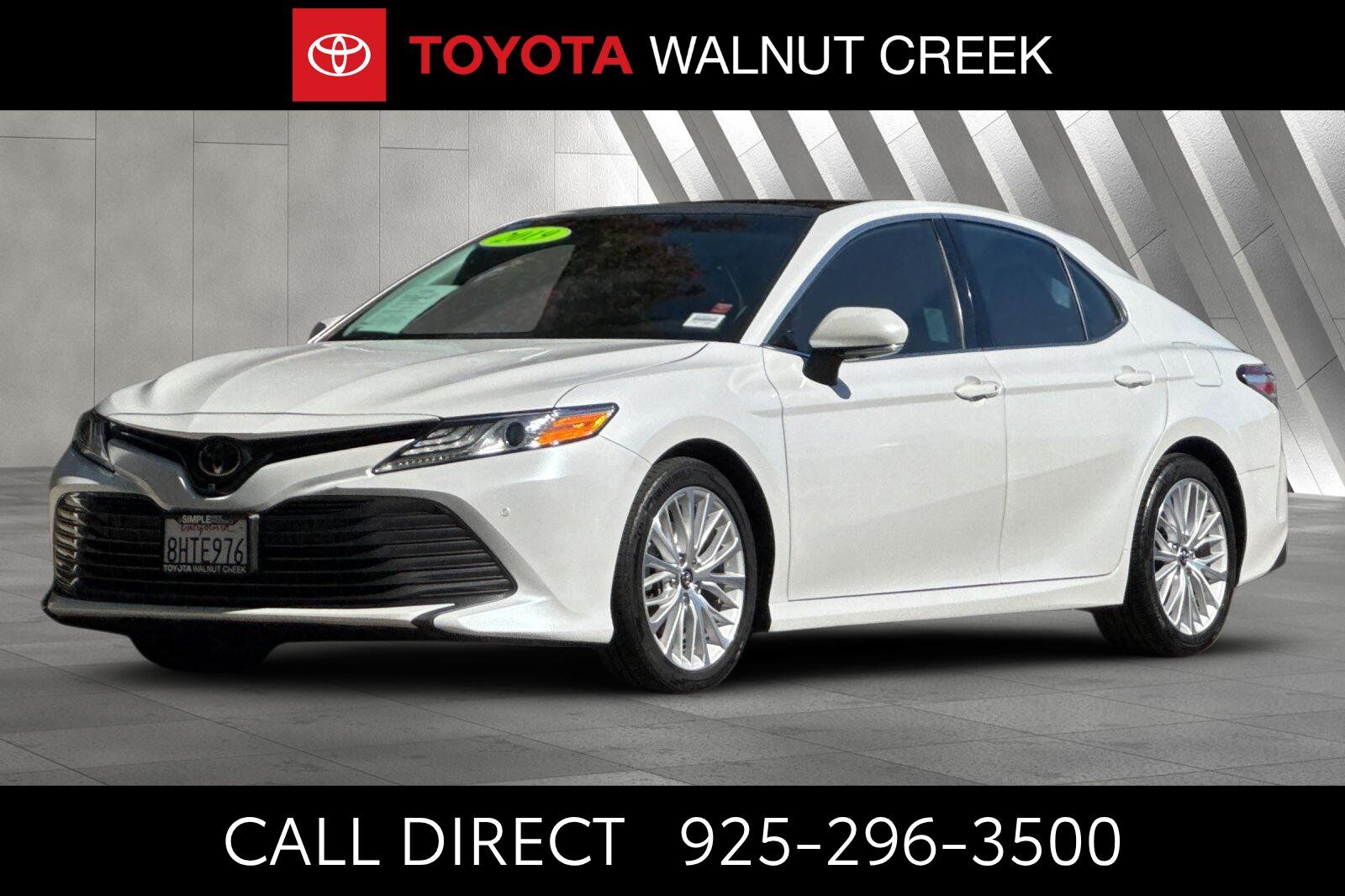 2019 TOYOTA Camry