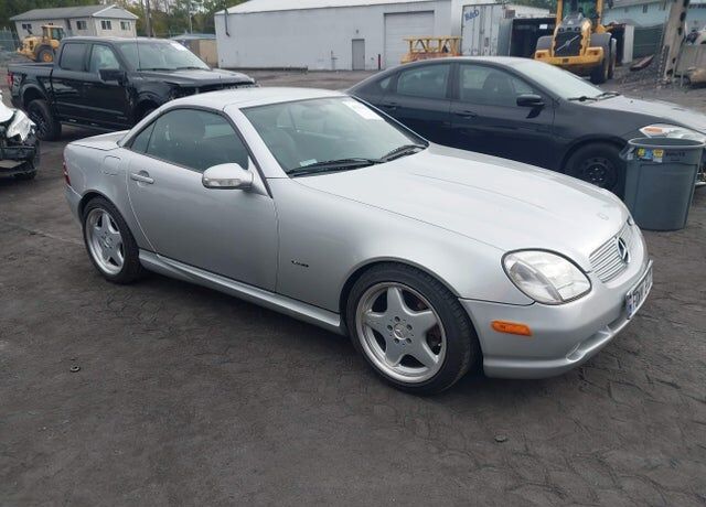 2001 MERCEDES-BENZ SLK-Class