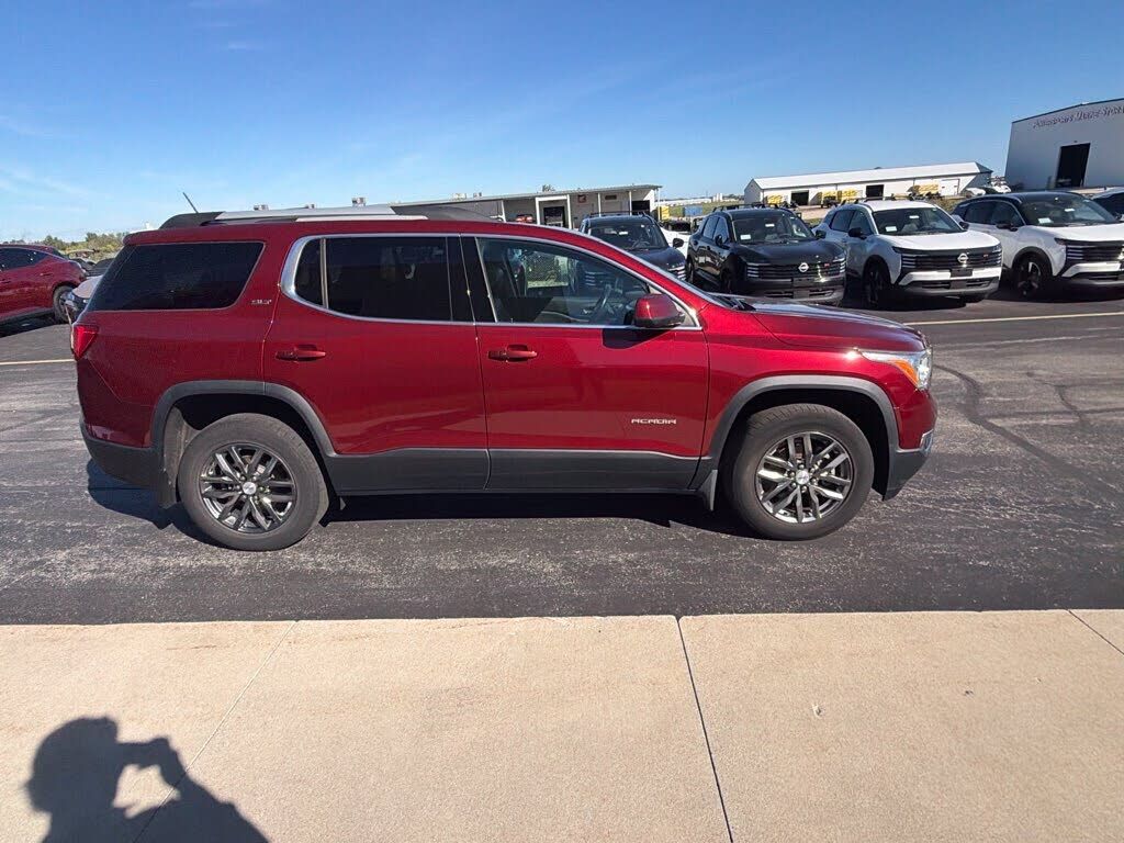 2017 GMC Acadia