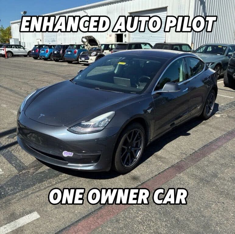2018 TESLA Model 3