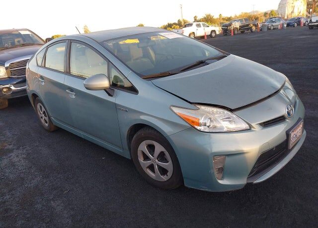 2014 TOYOTA PRIUS