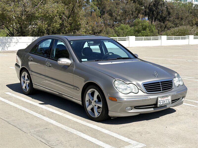 2004 MERCEDES-BENZ C-Class