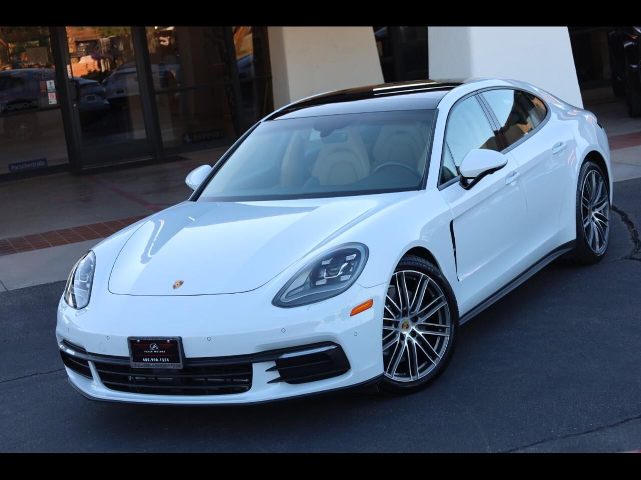 2020 PORSCHE Panamera