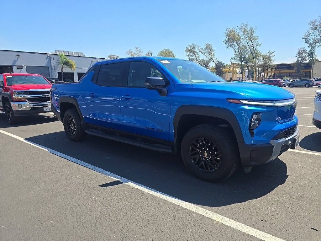 2025 CHEVROLET Silverado EV