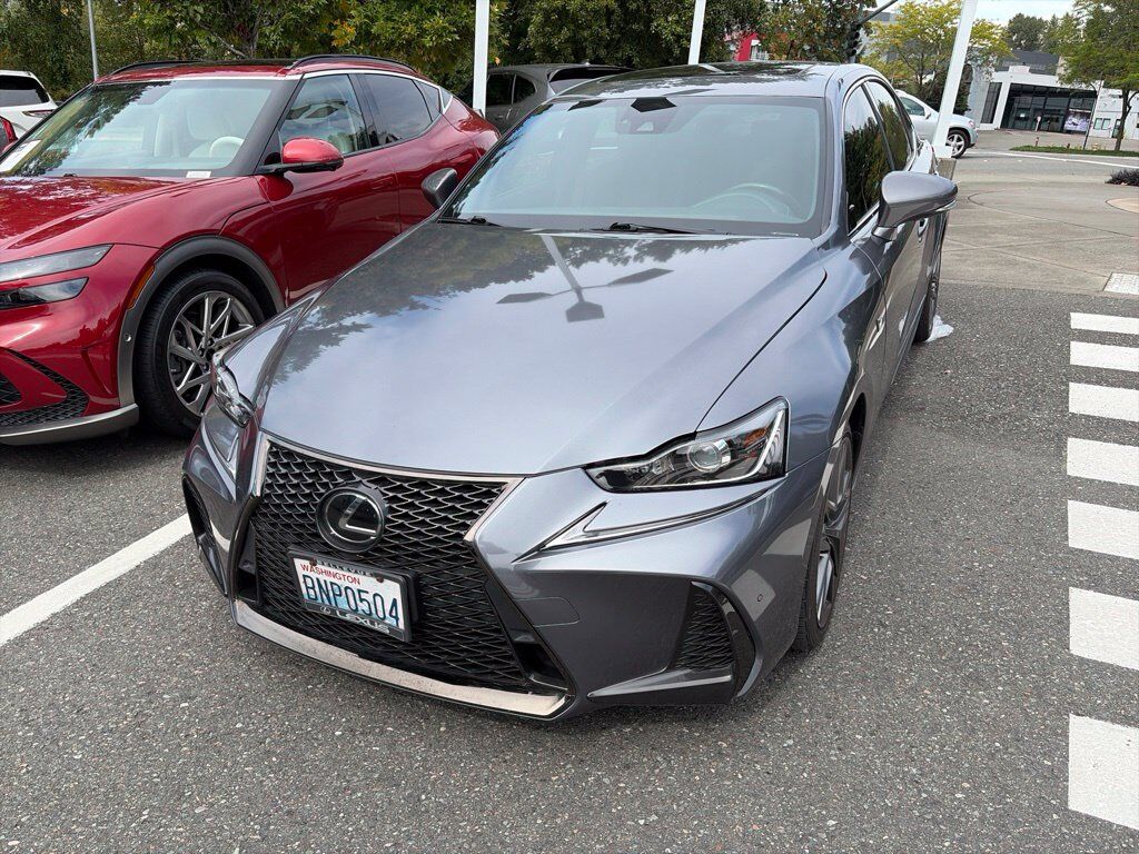 2018 LEXUS IS