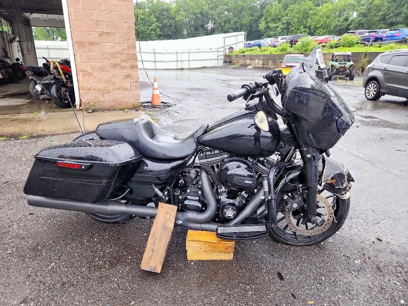 2015 HARLEY DAVIDSON Street Glide Special