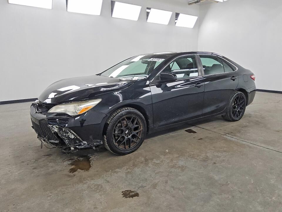 2017 TOYOTA Camry