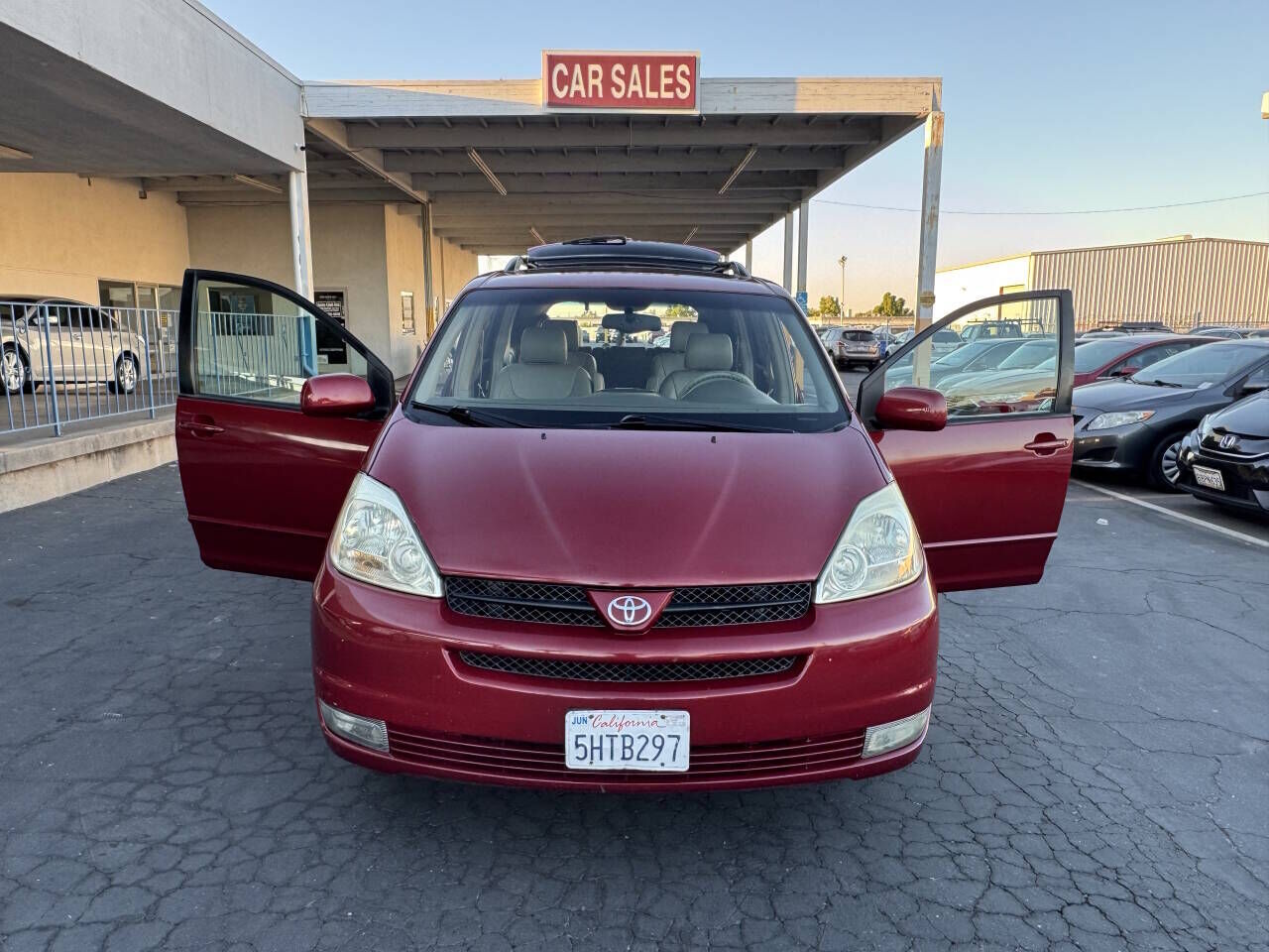 2004 TOYOTA Sienna