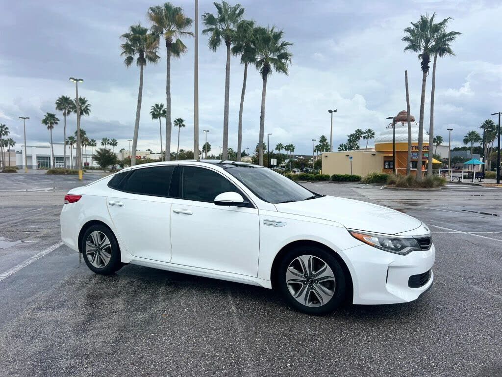 2017 KIA Optima