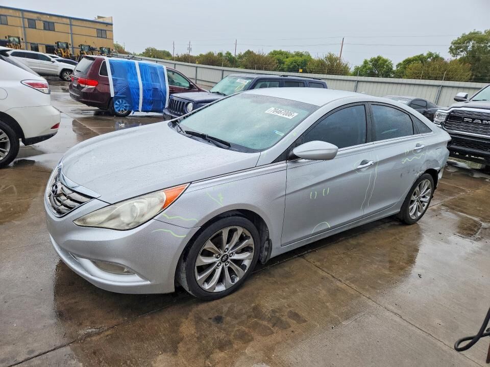 2011 HYUNDAI Sonata