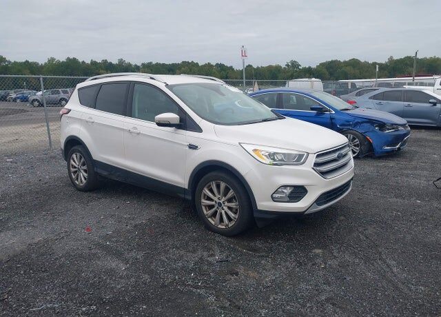 2017 FORD Escape
