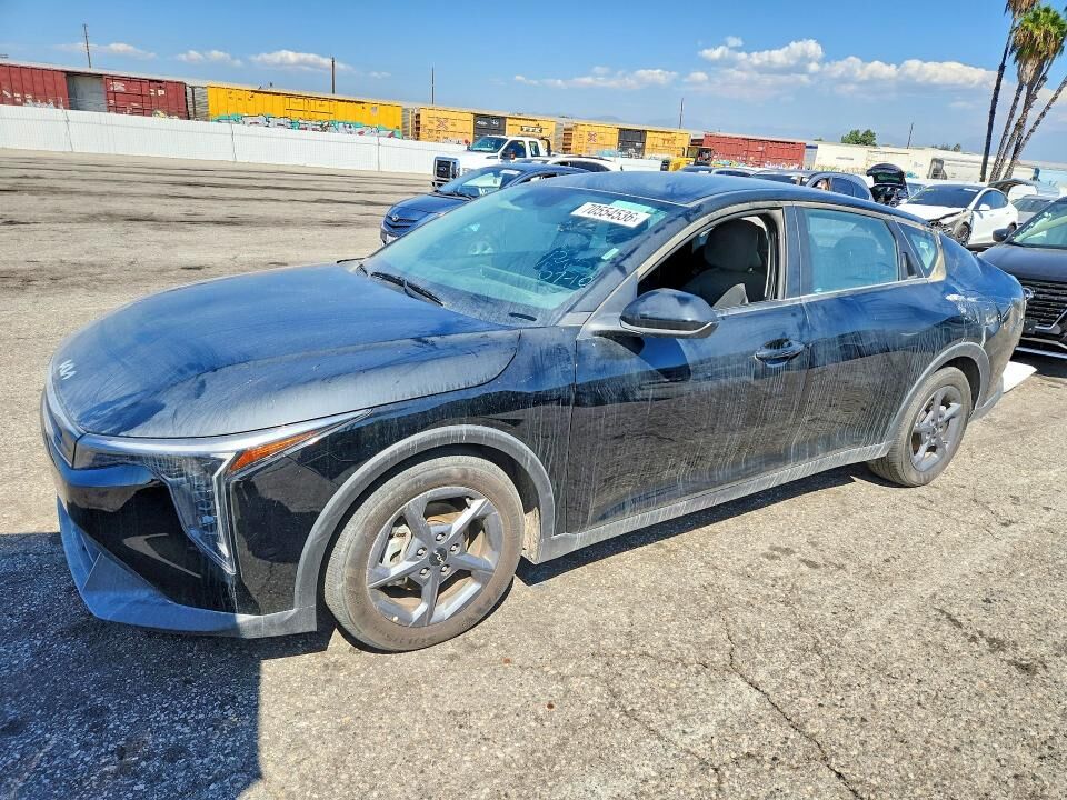 2025 KIA K4