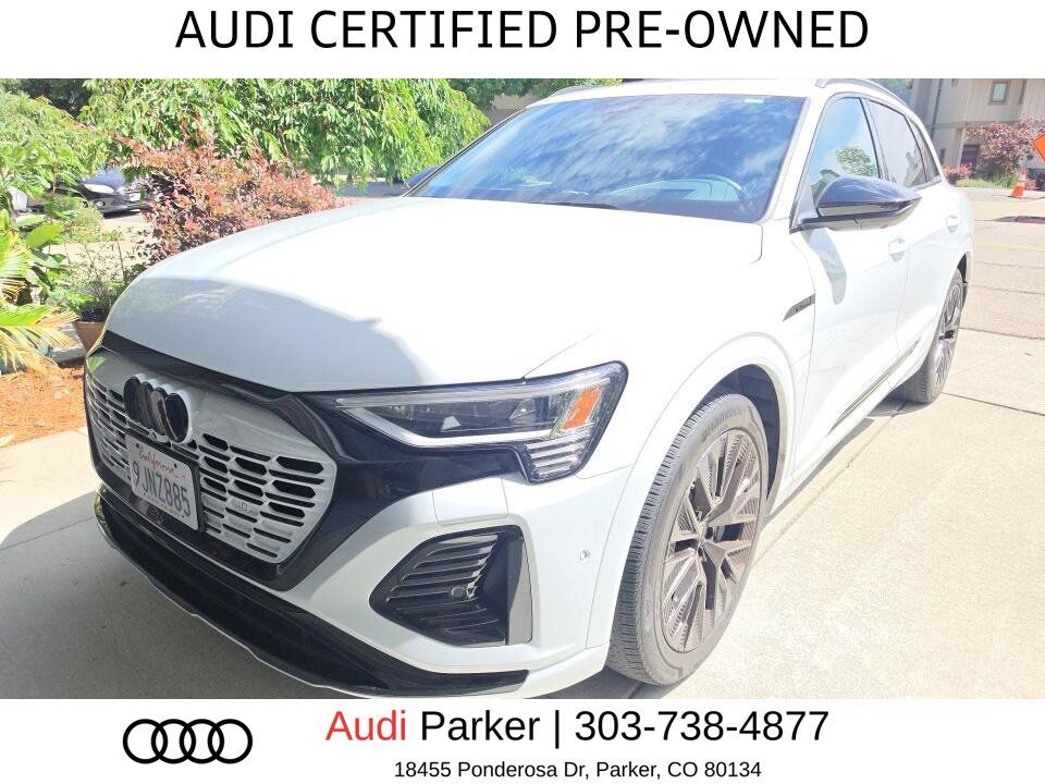 2024 AUDI Q8