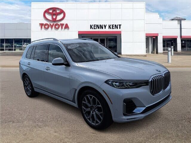 2022 BMW X7