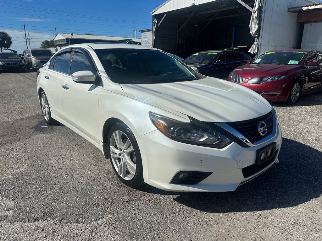 2016 NISSAN Altima