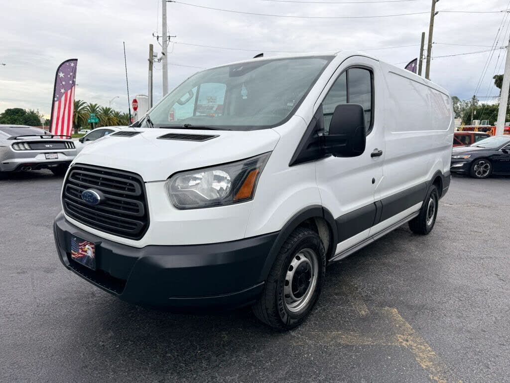 2018 FORD Transit