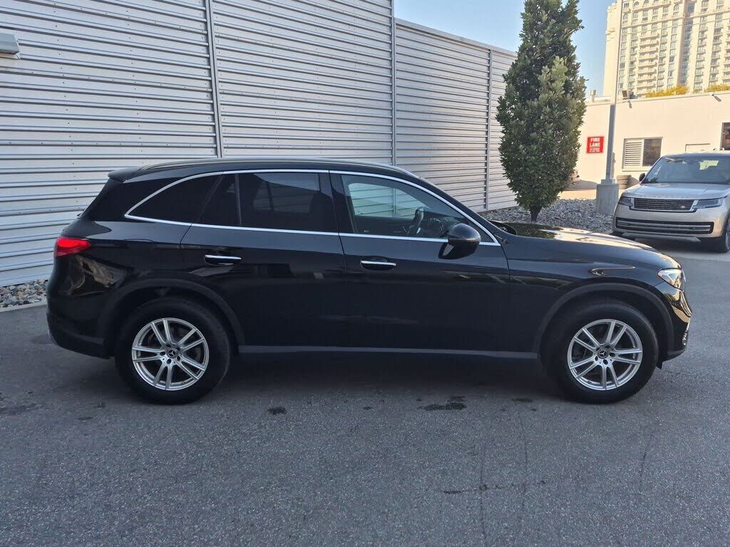 2025 Mercedes-Benz GLC-Class