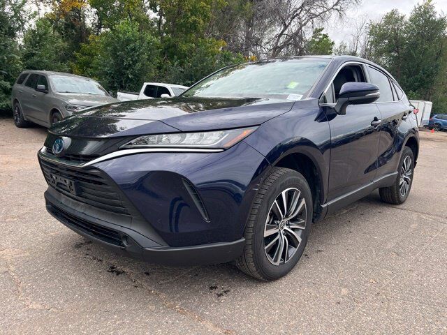 2022 TOYOTA Venza