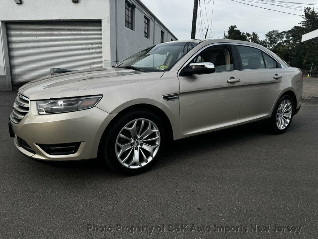 2017 FORD Taurus