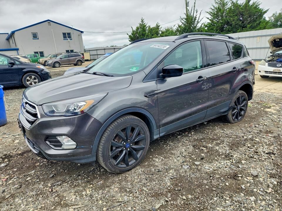 2017 FORD Escape