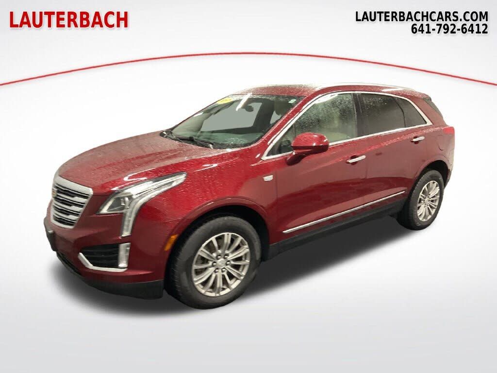 2017 CADILLAC XT5