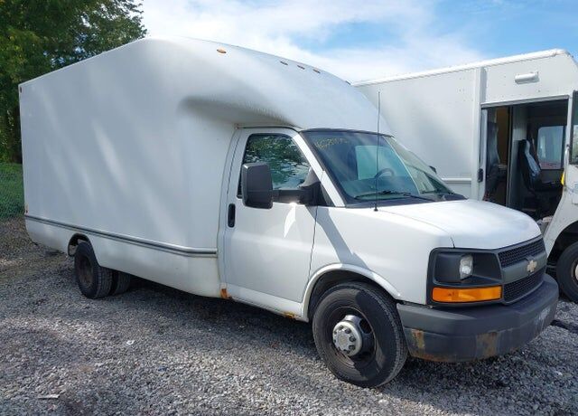 2012 CHEVROLET Express