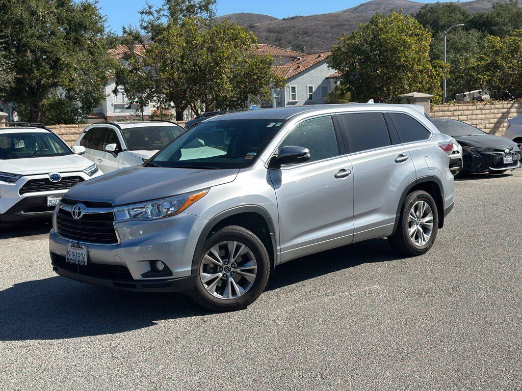 2016 TOYOTA Highlander