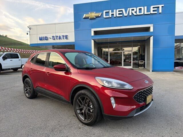 2022 FORD Escape