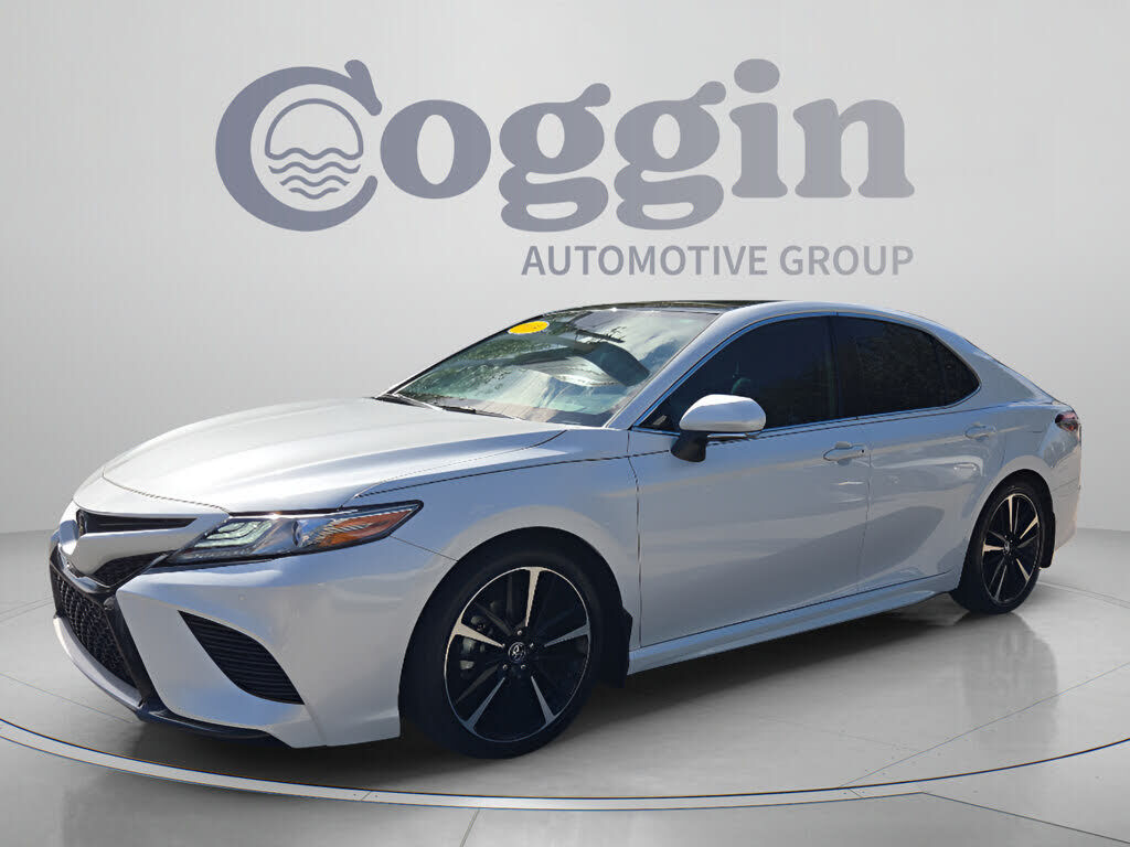 2019 TOYOTA Camry